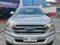 Selling Silver Ford Everest 2016 in Quezon City