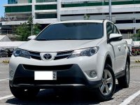 Sell White 2015 Toyota Rav4 in Makati
