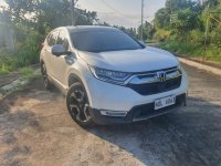White Honda Cr-V 2017 for sale in Quezon City