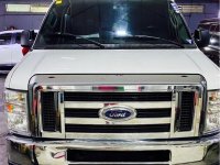 White Ford Econoline 2012 for sale in Automatic