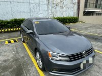 White Volkswagen Jetta 2017 for sale in Automatic