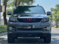 Selling White Toyota Fortuner 2012 in Makati