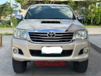 Selling White Toyota Hilux 2013 in Manila