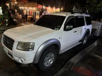 Sell White 2008 Ford Everest in Pasig