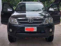 Selling White Toyota Fortuner 2008 in Las Piñas