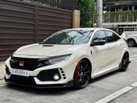 2017 Honda Civic Type R 2.0 VTEC MT Turbo Honda Sensing in Manila, Metro Manila