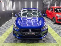 2019 Hyundai Reina 1.4 GL MT in Malabon, Metro Manila