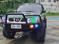 White Nissan Frontier 2003 for sale in Automatic