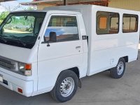 Selling White Mitsubishi L300 2015 in Makati