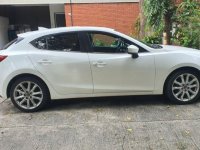 Sell White 2016 Mazda 3 in Biñan