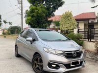Selling White Honda Jazz 2018 in Manila