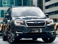 Selling White Subaru Forester 2018 in Makati