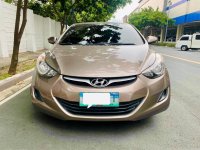 Selling White Hyundai Elantra 2013 in Makati