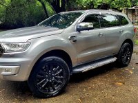 Sell Green 2017 Ford Everest in Manila