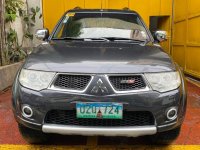 Selling White Mitsubishi Strada 2012 in Quezon City