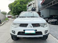 Selling White Mitsubishi Montero 2013 in Bacoor