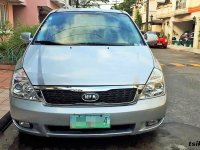 Silver Kia Carnival 2008 Van at Automatic  for sale in Quezon City