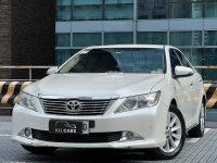 2014 Toyota Camry 2.5 V White Pearl in Makati, Metro Manila