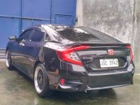 White Honda Civic 2019 for sale in Automatic