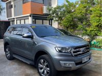 White Ford Everest 2017 for sale in Automatic