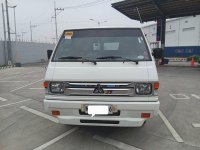 Selling White Mitsubishi L300 2022 in Parañaque