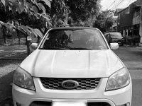 Selling White Ford Escape 2012 in Caloocan