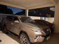 2018 Toyota Fortuner  2.4 V Diesel 4x2 AT in Dasmariñas, Cavite