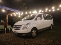 White Hyundai Starex 2013 for sale in Quezon City