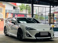 Selling Pearl White Toyota 86 2013 in Manila