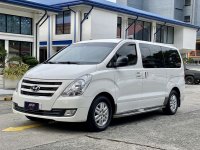 White Hyundai Starex 2017 for sale in Automatic