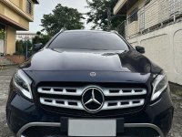 Sell Yellow 2017 Mercedes-Benz 350 in Makati