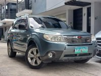 Selling White Subaru Forester 2011 in Quezon City