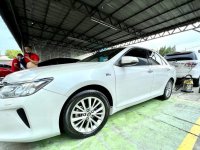 Pearl White Toyota Camry 2017 for sale in Pasig