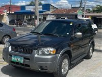 White Ford Escape 2011 for sale in Caloocan