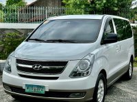 Sell White 2014 Hyundai Grand starex in Parañaque