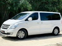White Hyundai Grand starex 2017 for sale in 
