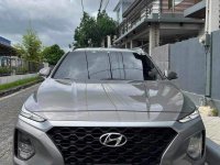 White Hyundai Santa Fe 2019 for sale in Manila