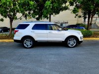 Sell White 2017 Ford Explorer in Las Piñas