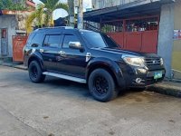White Ford Everest 2013 for sale in Quezon City