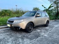 White Subaru Forester 2009 for sale in Automatic