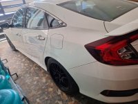 Sell White 2018 Honda Civic in Caloocan