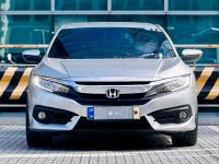 White Honda Civic 2018 for sale in Automatic