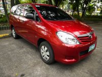 White Toyota Innova 2009 for sale in Manila