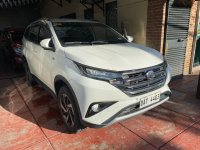 Selling White Toyota Rush 2021 in Quezon City