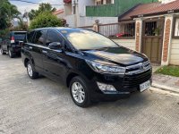 Selling White Toyota Innova 2021 in Quezon City