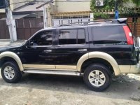 Selling White Ford Everest 2007 in Pasig