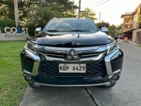 White Mitsubishi Montero sport 2019 for sale in Las Piñas