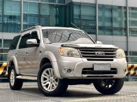 Selling White Ford Everest 2014 in Makati