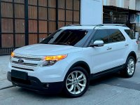 Selling Pearl White Ford Explorer 2015 in Manila