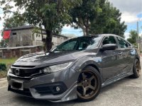 Selling White Honda Civic 2017 in Mabalacat